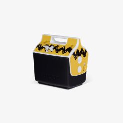 Alternative view of Igloo Camping Cooler Charlie Brown Zigzag Little Playmate 7 Qt Cooler