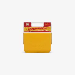 Igloo Camping Cooler WWE Hulkamania Little Playmate 7 Qt Cooler